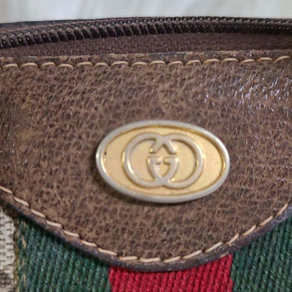 💯Authentic Gucci Handbag 🍀 - Picture 7 of 17